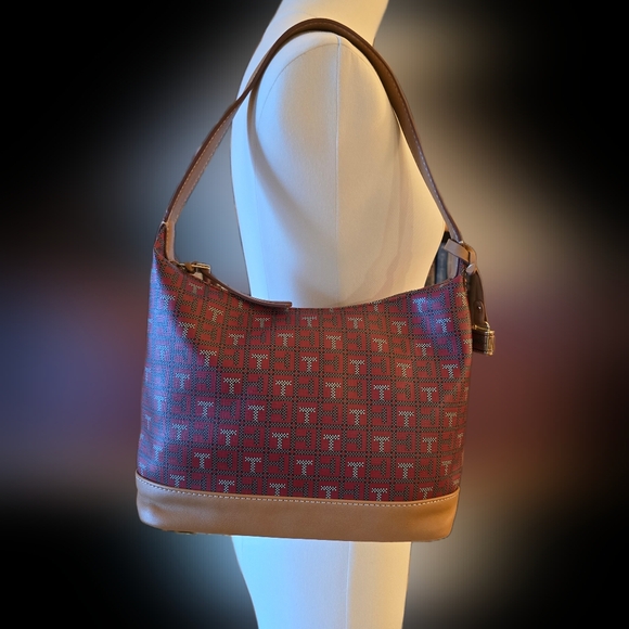Tommy Hilfiger Red Signature Logo Hobo Bag - Picture 1 of 9